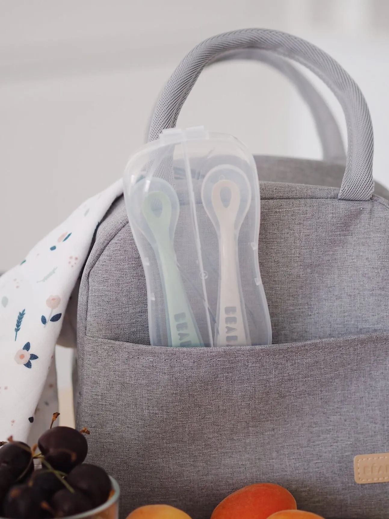 Lot De 2 Cuilleres 2Eme Age Silicone Avec Boite De Transport